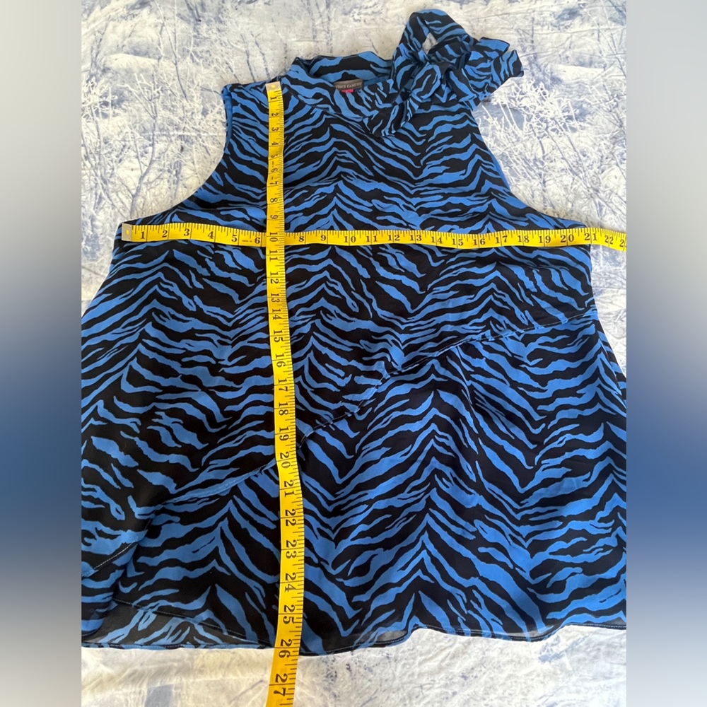 Vince Camuto Blue Animal Print Tie Neck Blouse size L - Picture 11 of 14